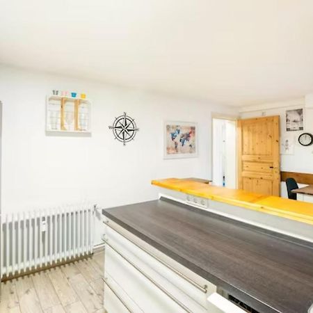 Gemuetliche 3-Zkb Wc Souterrainwohnung In Bestlage Hamburg Bagian luar foto