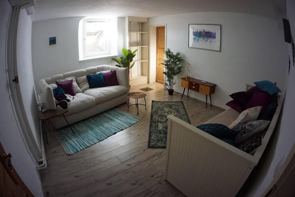 Gemuetliche 3-Zkb Wc Souterrainwohnung In Bestlage Hamburg Bagian luar foto