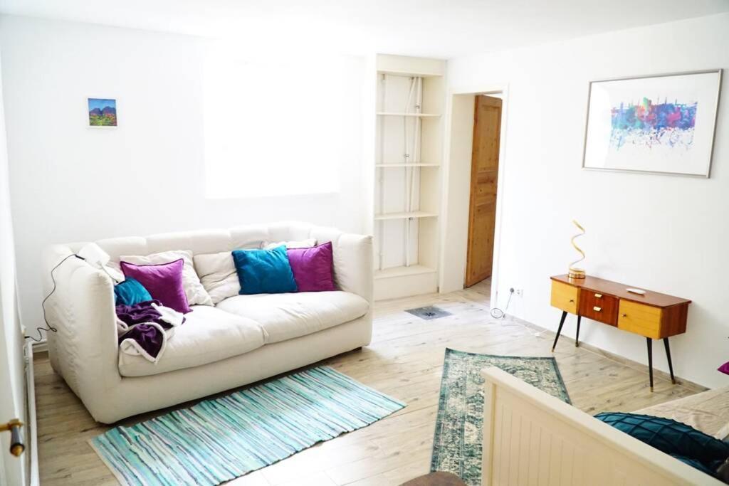 Gemuetliche 3-Zkb Wc Souterrainwohnung In Bestlage Hamburg Bagian luar foto