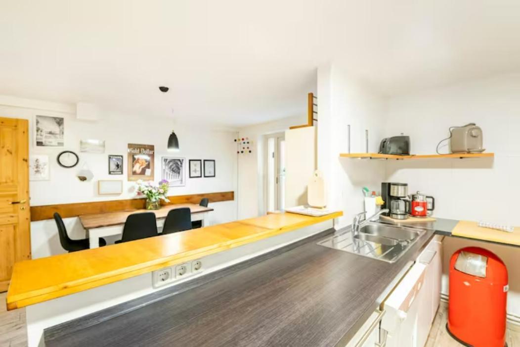 Gemuetliche 3-Zkb Wc Souterrainwohnung In Bestlage Hamburg Bagian luar foto