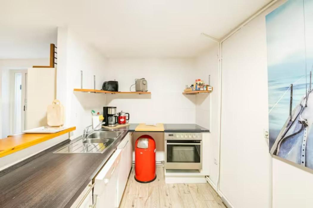 Gemuetliche 3-Zkb Wc Souterrainwohnung In Bestlage Hamburg Bagian luar foto